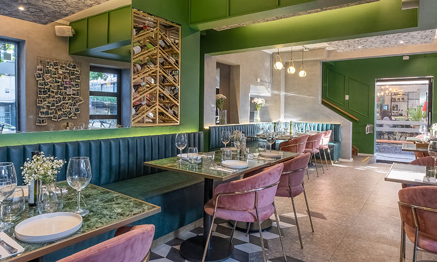 El saln interior de Rapallo Trattoria