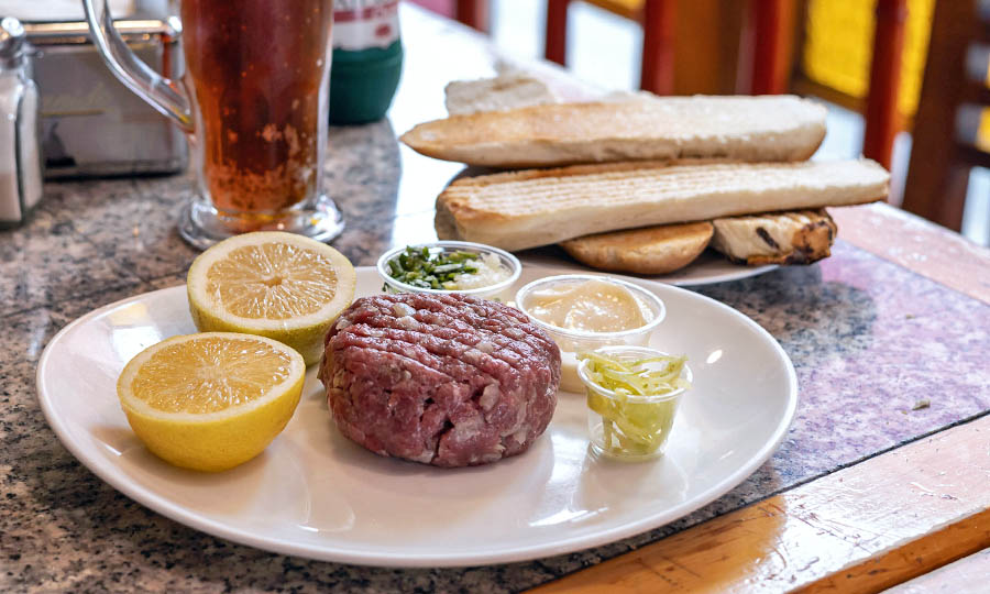Crudo de la Fuente Suiza: En formato medio crudo de 250 gr.