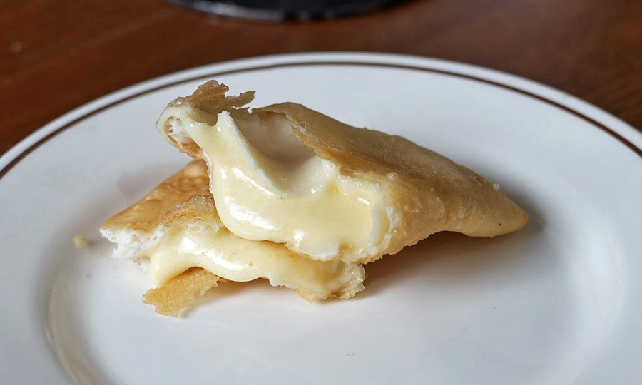 Empanaditas fritas de queso 