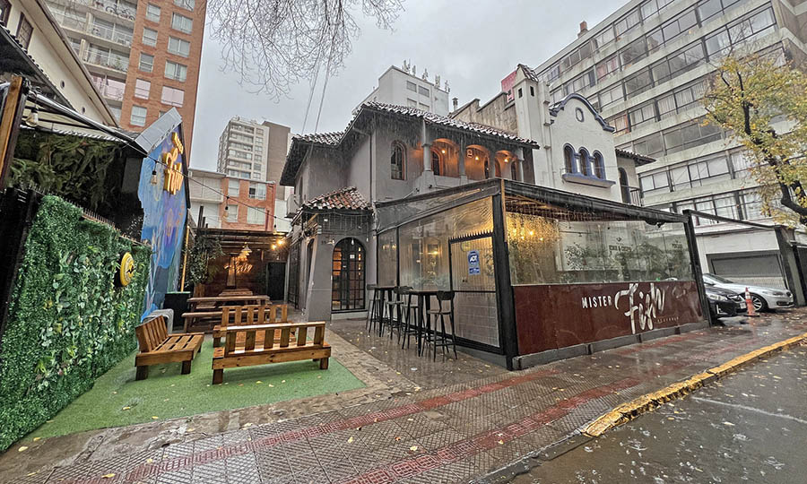 Fachada de Mister Fish de Providencia