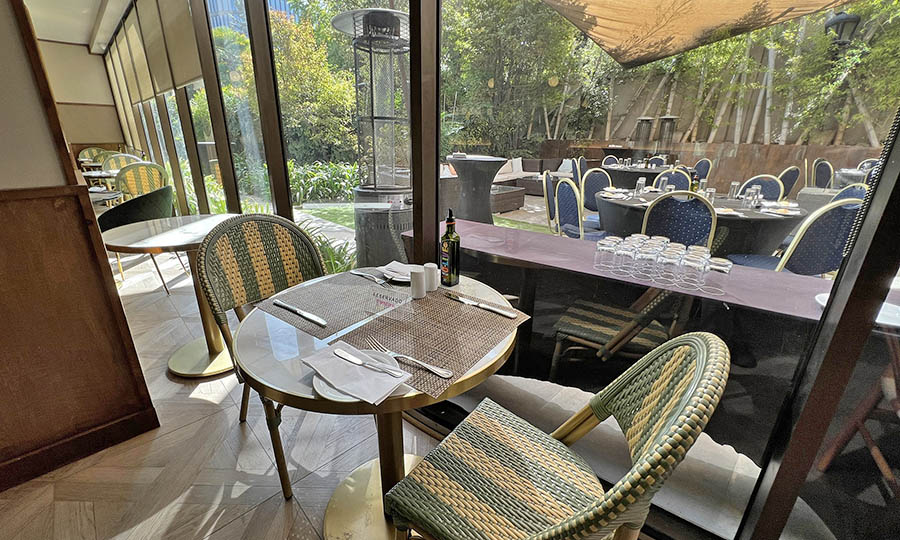 El saln interior del restaurante Nosu
