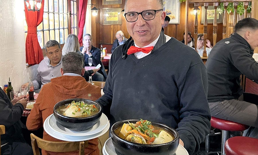 Las cazuelas del Lomits y sus garzones