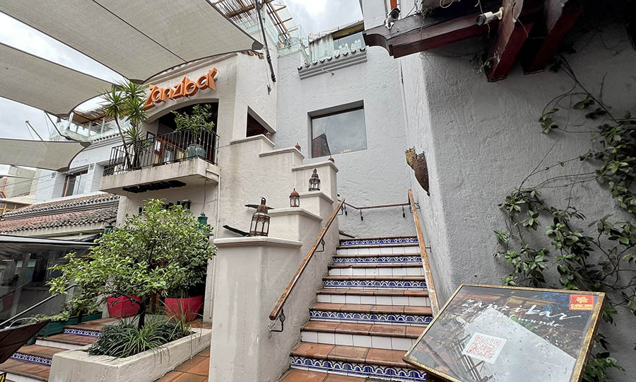 Fachada del restaurante Zanzibar en BordeRo