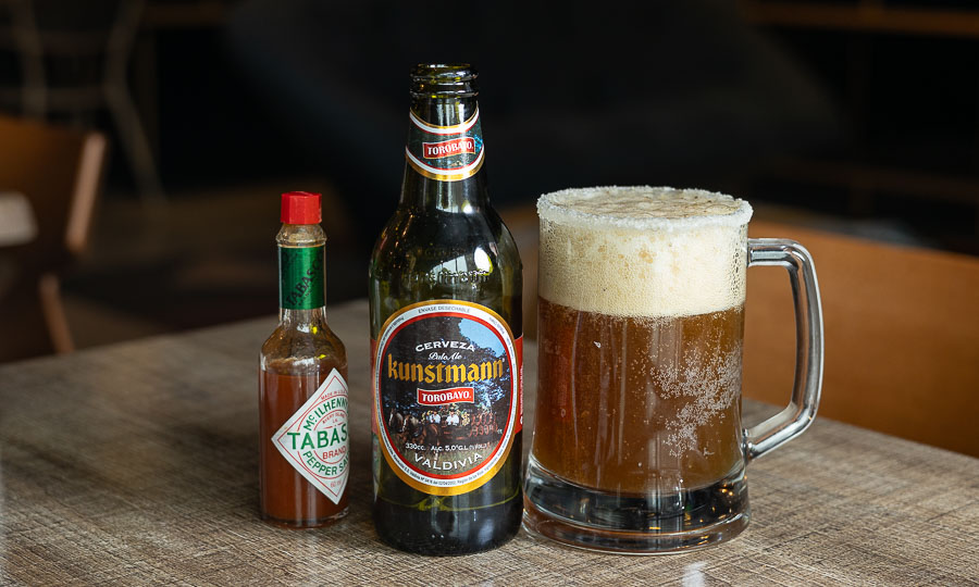 Cerveza michelada con Tabasco