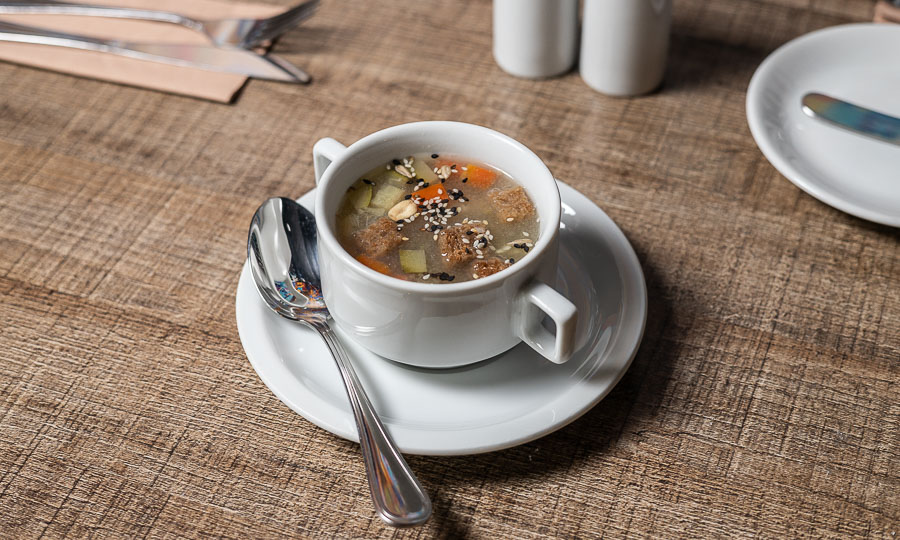 Las sopa del día, parte del salad bar