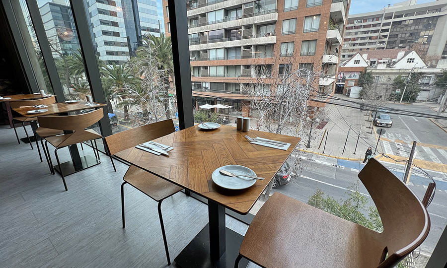 Mesas con vista en el Restaurante N3