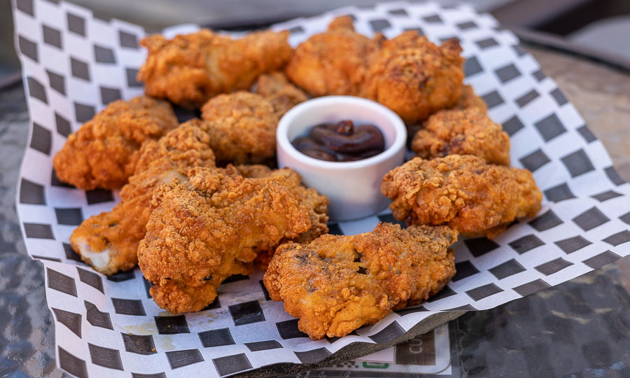 Chicken wings con salsa BBQ