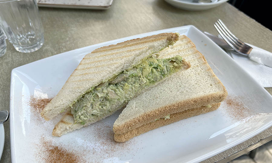 Clsico Ave palta en pan de miga