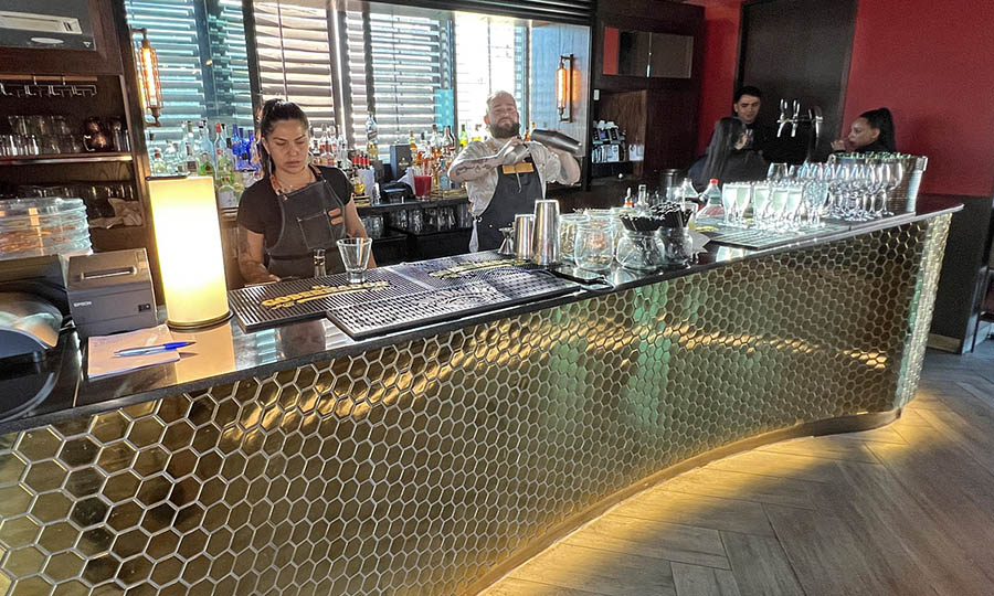 La barra y bar de Vistandes