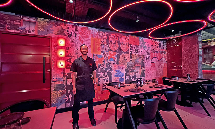 El saln interior de KATO