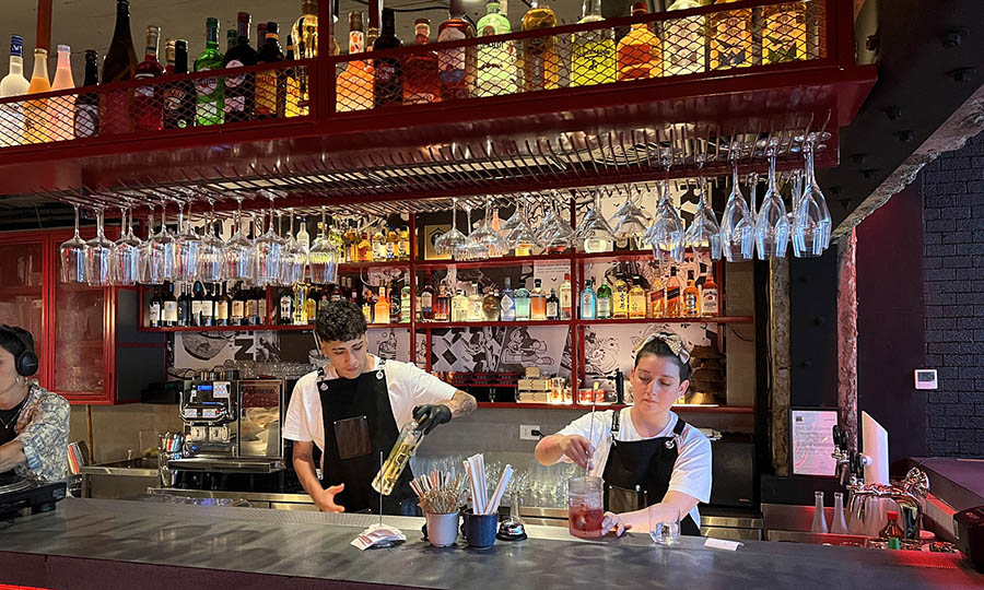 El bar de KATO - KATO Tasty Caos