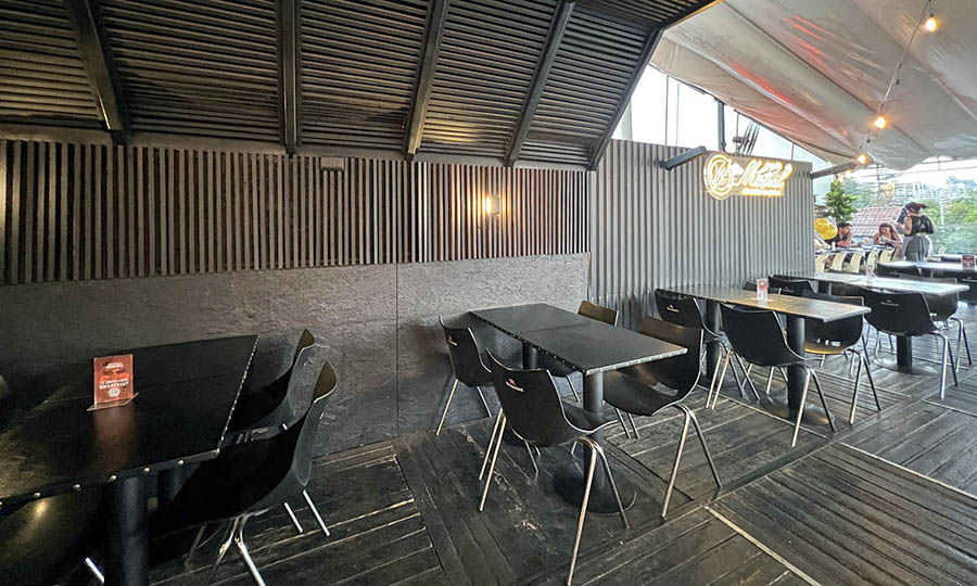 La azotea y terraza del segundo piso de Rossie la Loca Tobalaba - Rossie La Loca - Tobalaba