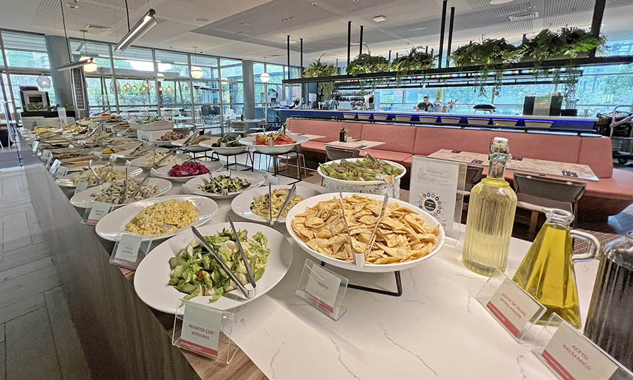 El bufet de ensaladas de NUNA Restaurante