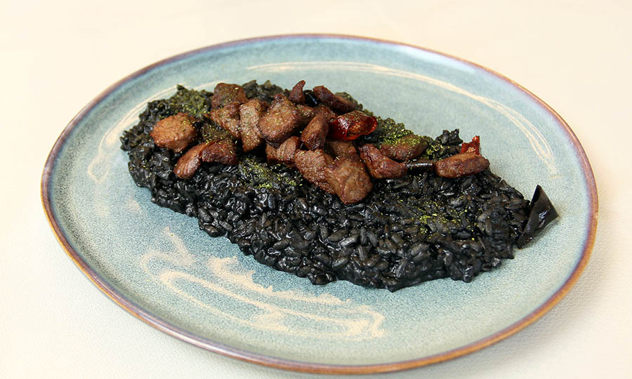 Risotto neri di sepia con filete