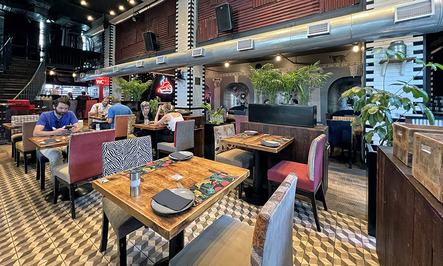 El saln central Oporto Salvaje - Oporto Salvaje