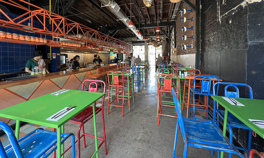 El saln interior de Snchez Tacos - Sanchez Tacos