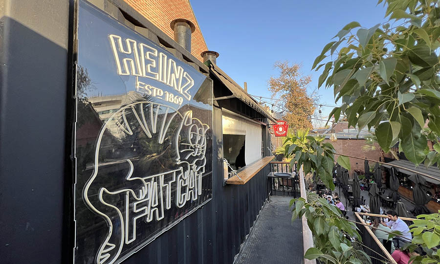 Cocina de hamburguesas y papas fritas: Fat Cat