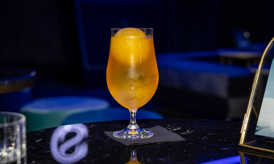 Cóctel de la carta de piscos: Pisco al hueso