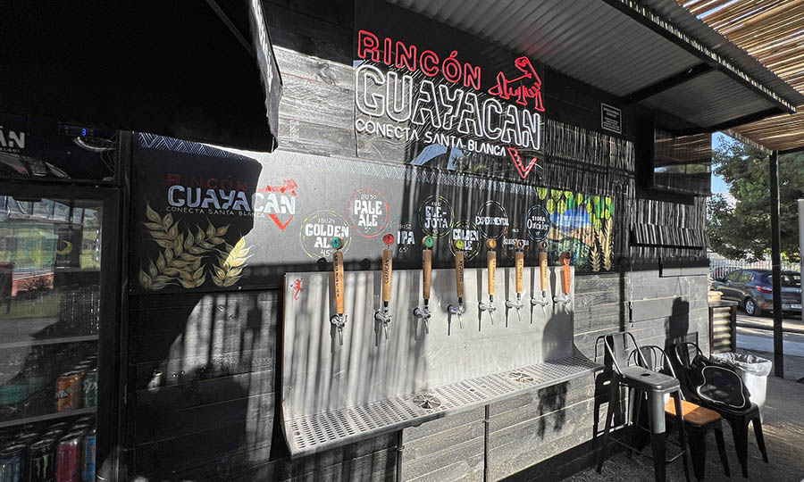 El bar y las cervezas del Rincn Guayacn en Santiago