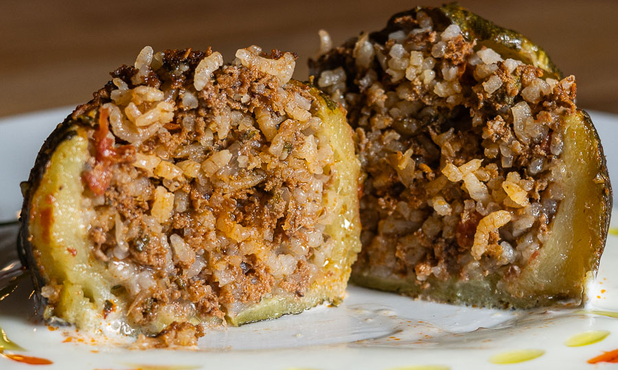 Impoluto Kabak Dolma. Zapallo italiano relleno