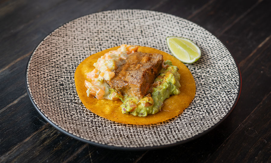 Taco murdete la lengua 