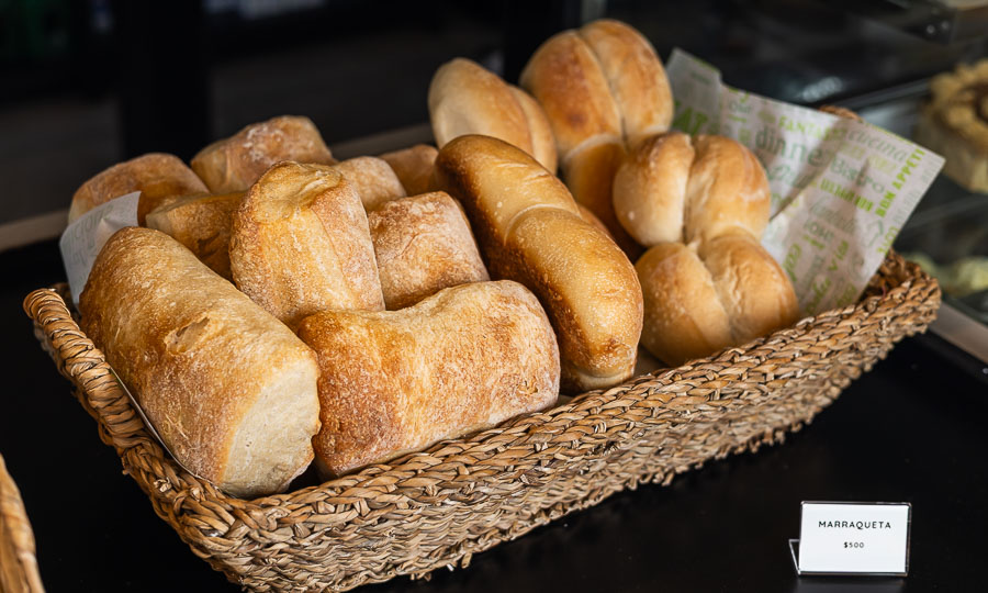 Panes de fabricacin propia: Pan italiano y marraqueta