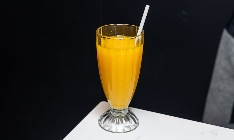 Jugo de naranja natural