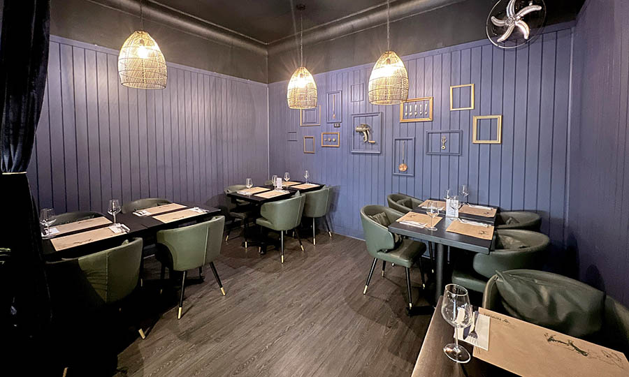 Saln comedor de Kilu, a la izquierda