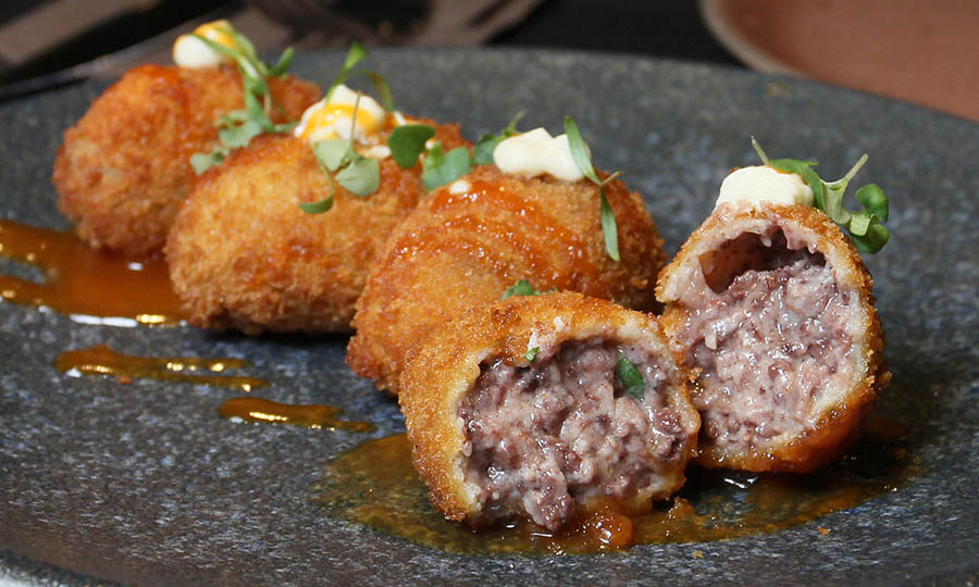 Croquetas de campo, de morcilla