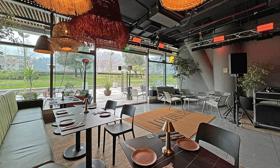 Gran saln y bar inicial de Bardot - Bardot Dance Club