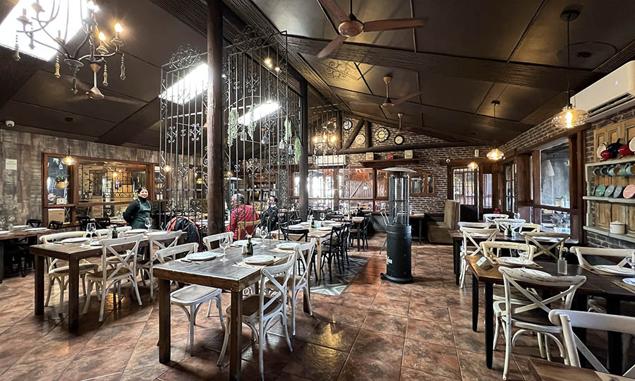 El gran saln principal del restaurante La Hacienda - La Hacienda Machal