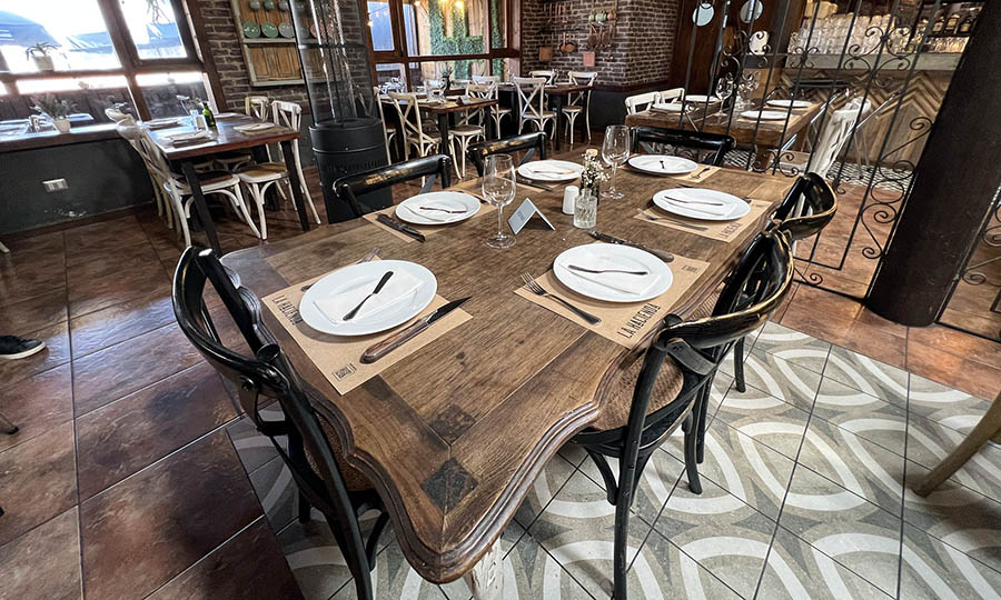 El gran saln principal del restaurante La Hacienda - La Hacienda Machal