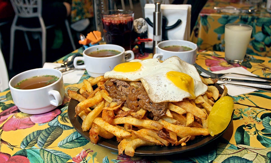 La notable Chorrillana de vacuno de Don Cesar