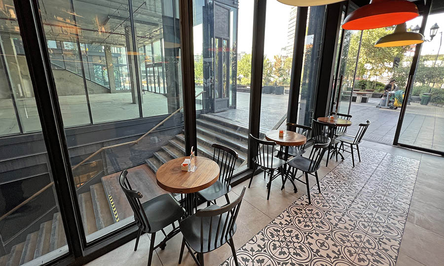 La entrada a El Taller del MUT