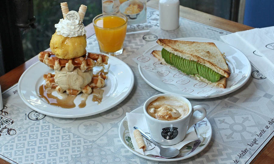 El Brunch El Taller, versi�n ave palta y afogatto