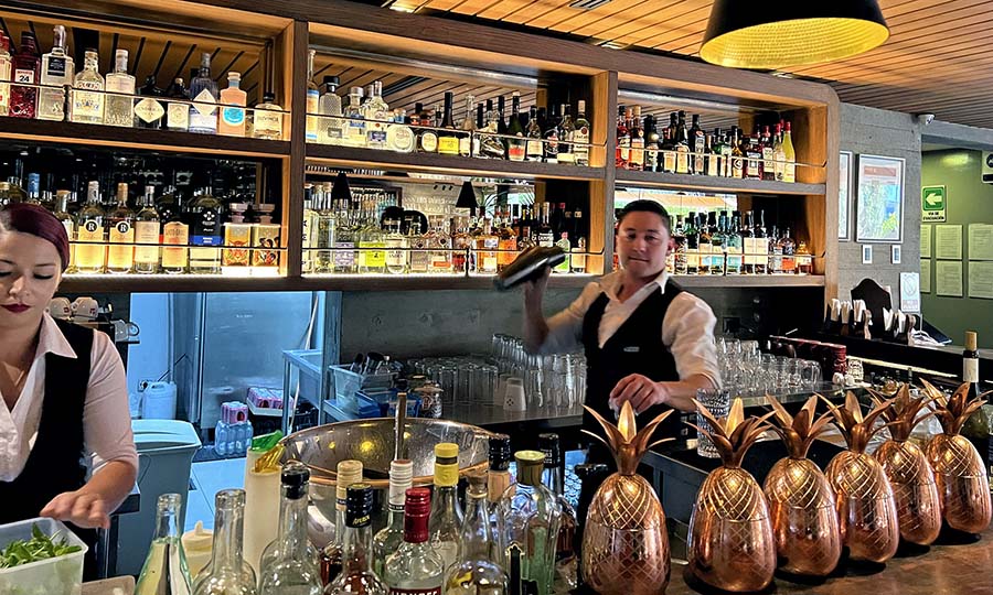 La barra de Rubaiyat - Rubaiyat