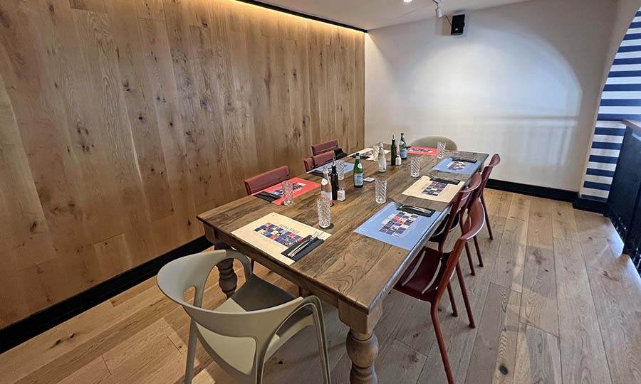 Salón semi privado en Brunapoli La Reina