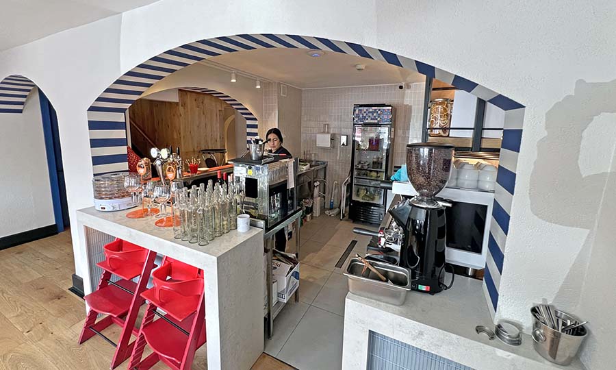 El bar de Brunapoli La Reina