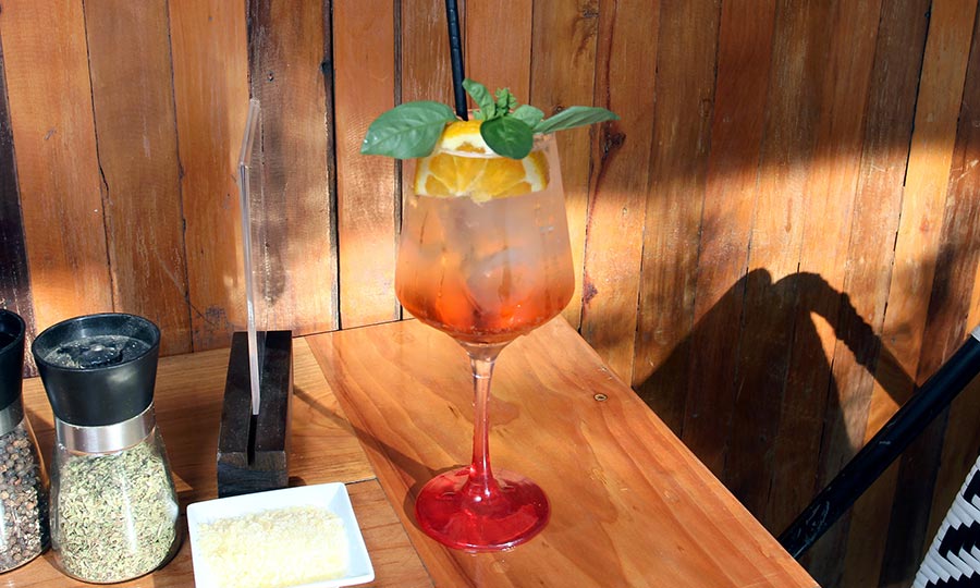 Campari spritz - Signore Pizza