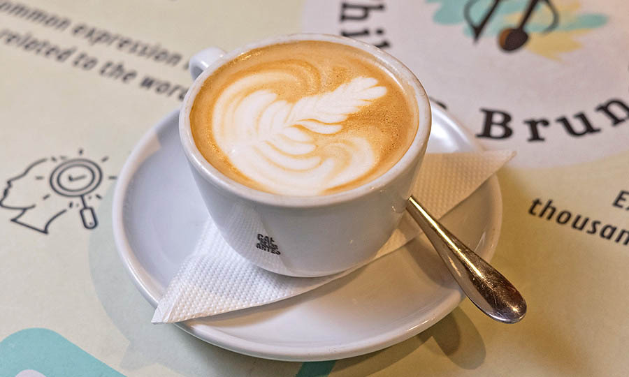 Un Cappuccino Simple - Chilean Brunch