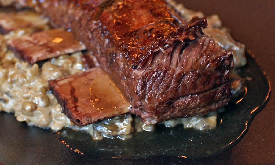 Memorable Asado de tira con cremosos de mote - Barrica 94 Los Trapenses