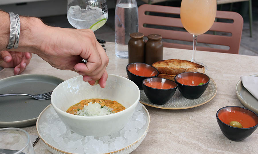 Erizos del norte con tostadas - Ronda Restaurante