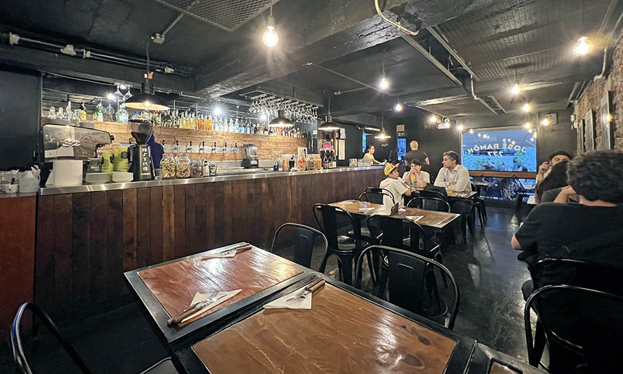 El sal�n principal de Jos� Ram�n 277