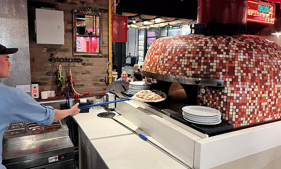 Detalles de la Pizzer�a Savoia en el MUT - Savoia MUT