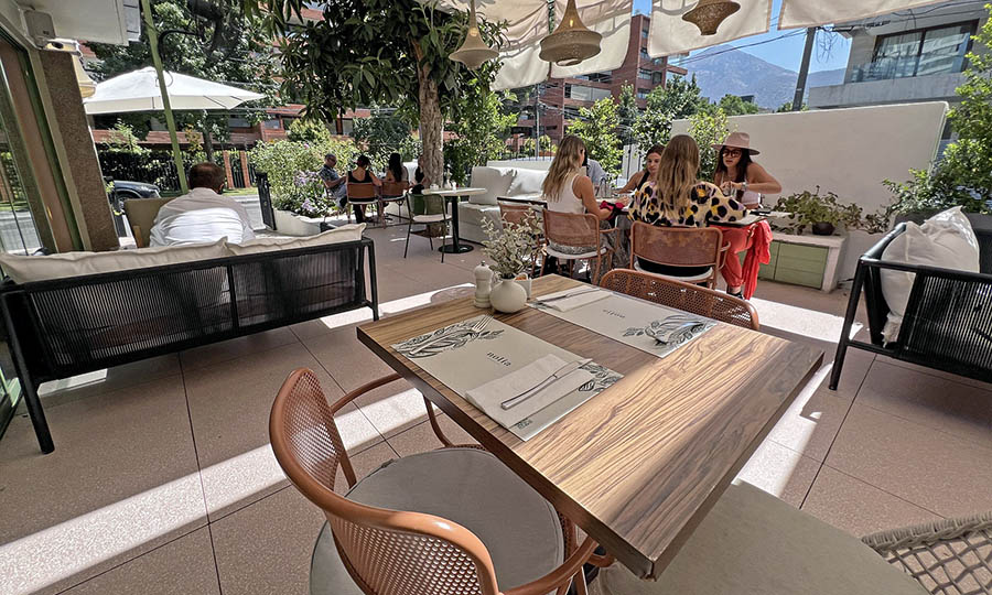 La terraza norte y principal de Nolia - Nolia