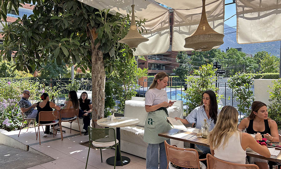 La terraza norte y principal de Nolia - Nolia