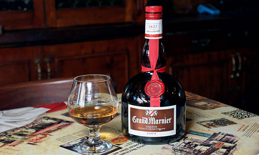 Licor Grand Marnier de bajativo, un lujo - Normandie Restaurant