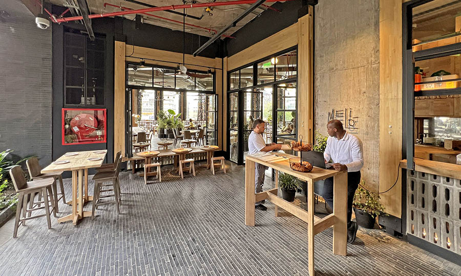 Acceso a Meli Mel� en el 3º piso del MUT