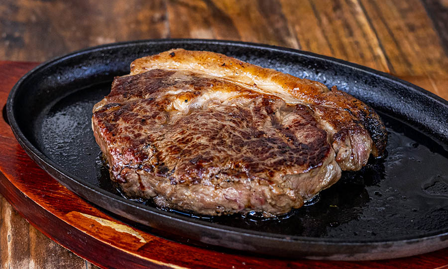 Lomo liso chileno de Angus Cat. V - La Parrilla de Mr. Wagyu