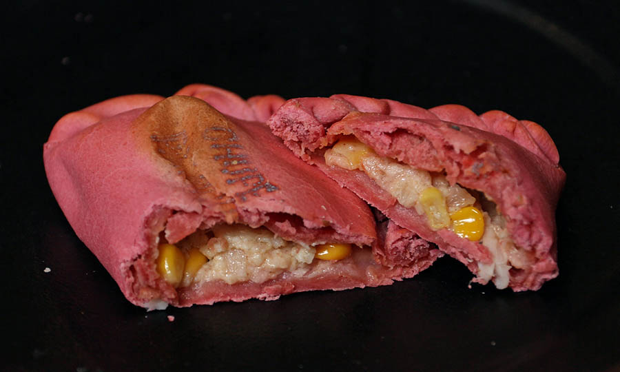 Sabrosa Empanada de autor de Chupe palmito - Sama Empanadas - MUT